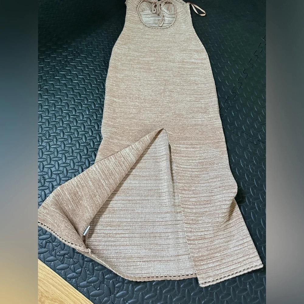 Torn BY Ronny Kobo Size Small Tan/Cream Knit Maxi Dress - Picture 3 of 8